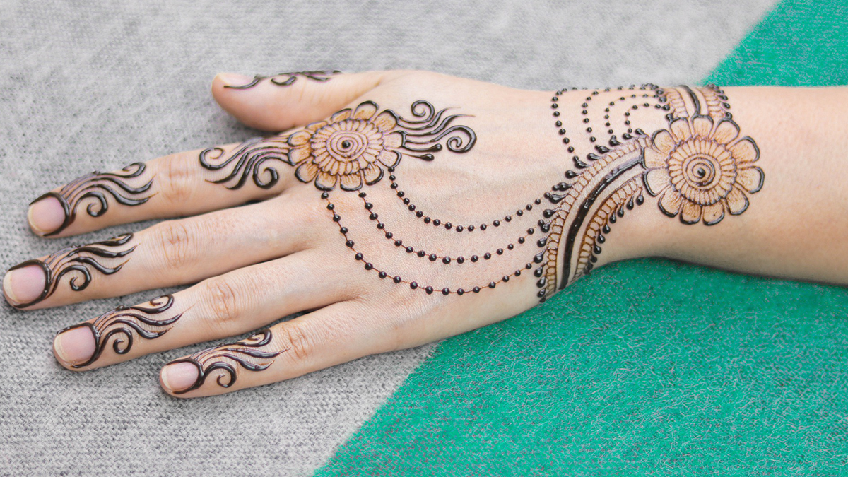 Eid 2024 Mehndi Designs For Full Hands: Beautiful Arabic Mehndi Designs ...